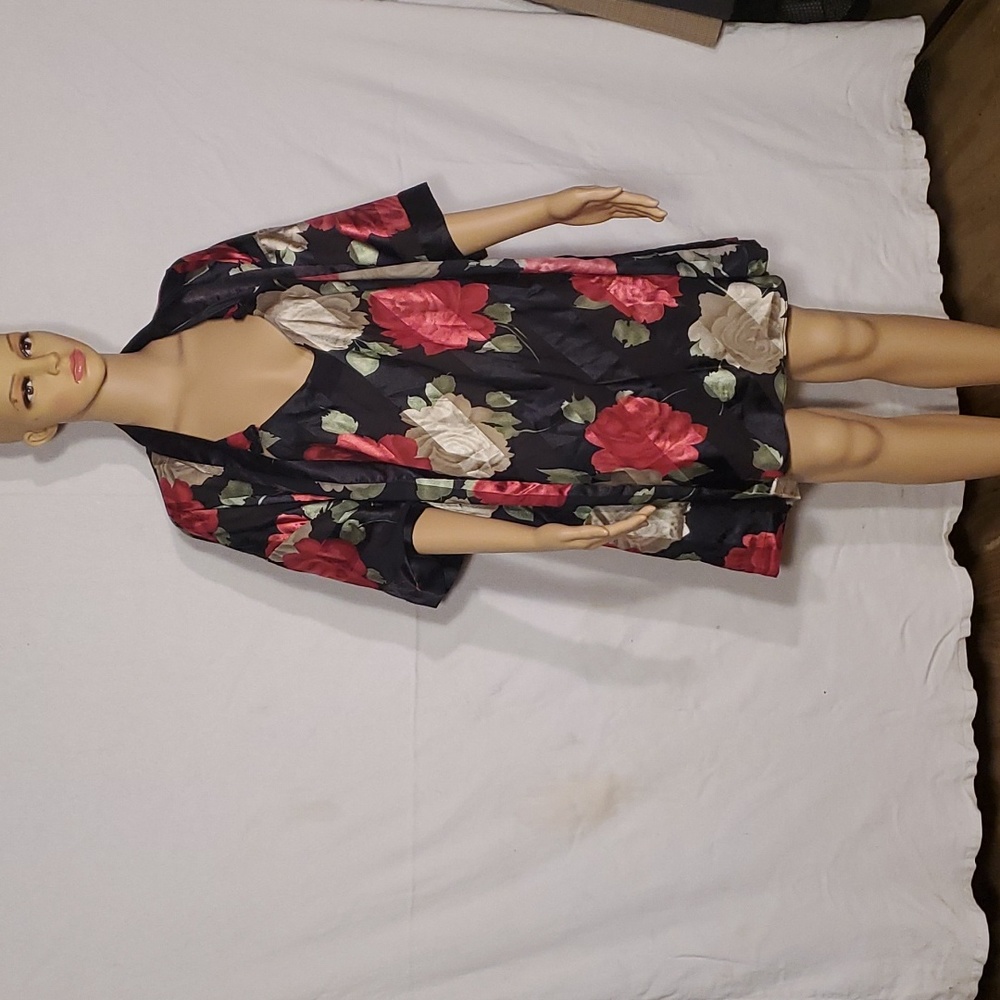 Contessa Di Roma nightgown and robe